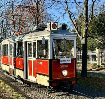 Historická tramvaj mevro...